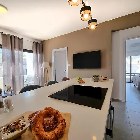 Taheli In Tourist Area Apartment *
