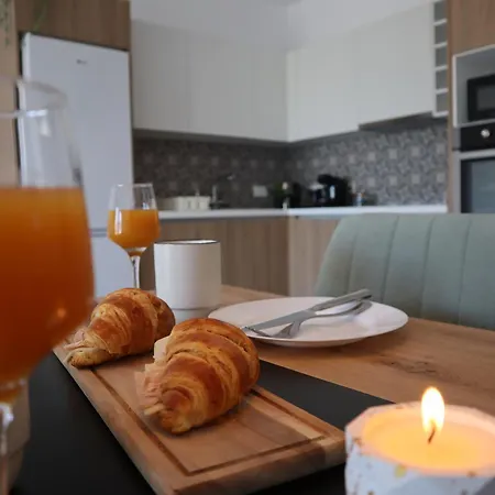 Taheli In Tourist Area *