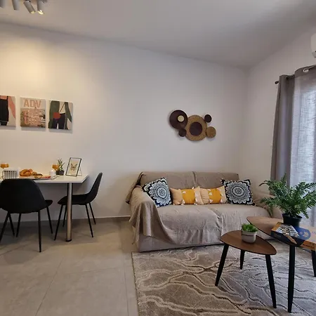 Taheli In Tourist Area Paphos