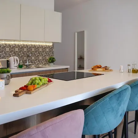 Taheli In Tourist Area * Paphos