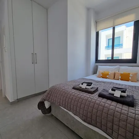 Taheli In Tourist Area パ フォス