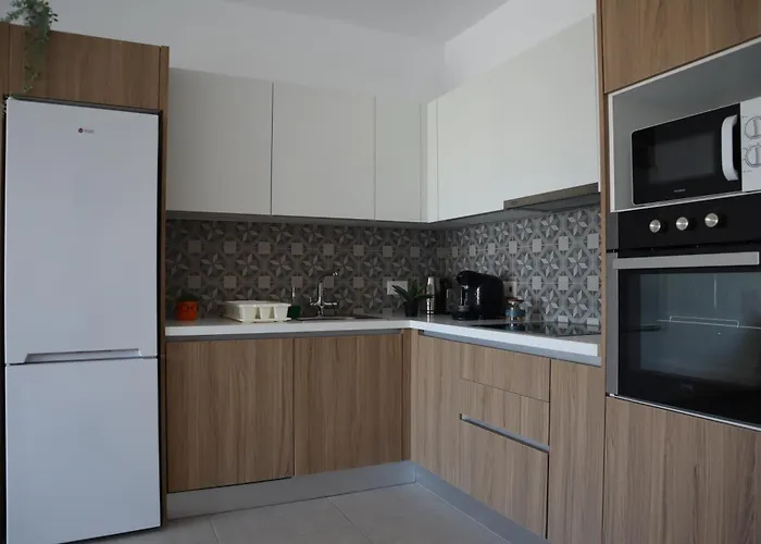 Taheli In Tourist Area Appartement Paphos