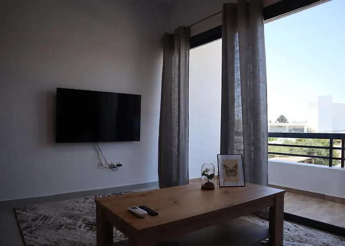 Taheli In Tourist Area *