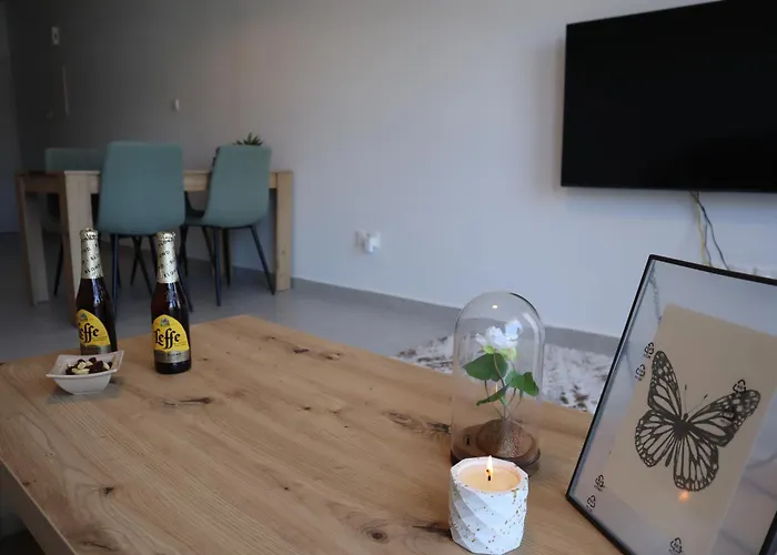 Taheli In Tourist Area