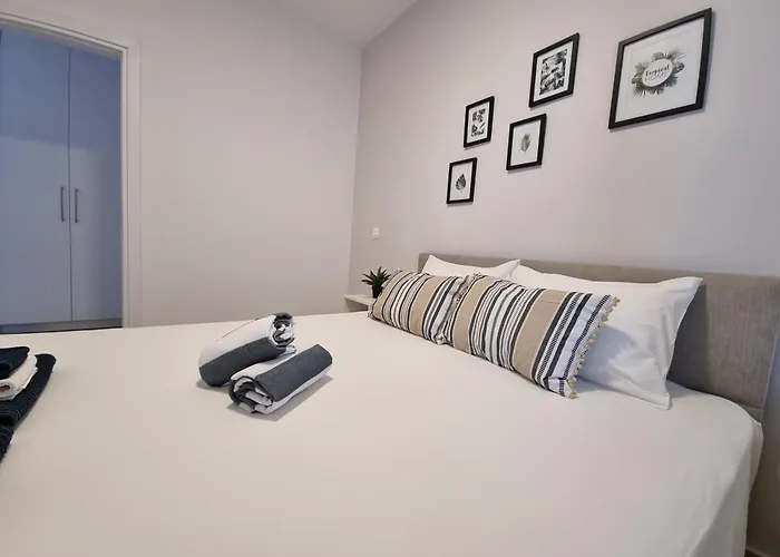 Taheli In Tourist Area * Paphos