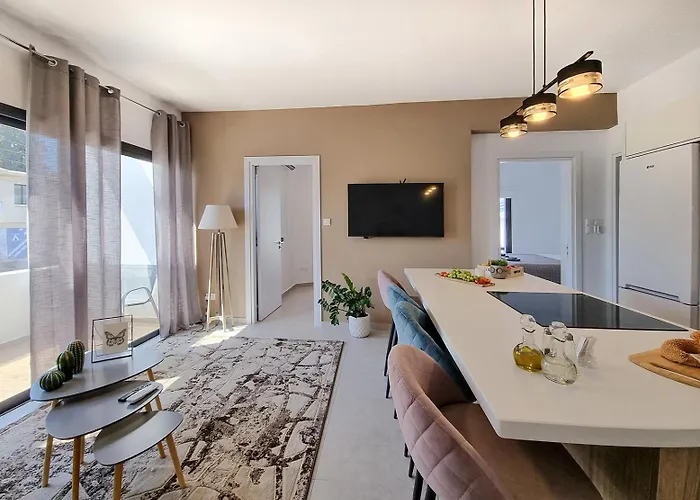 Appartement Taheli In Tourist Area