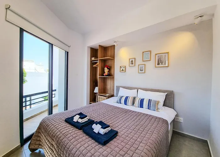 Taheli In Tourist Area Paphos