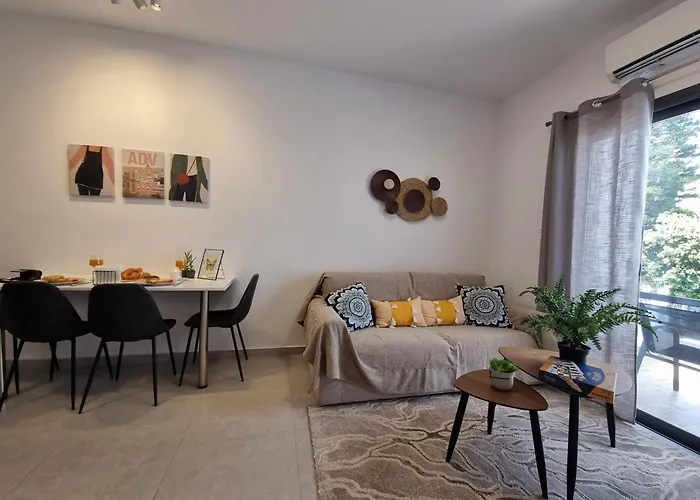 Taheli In Tourist Area Paphos