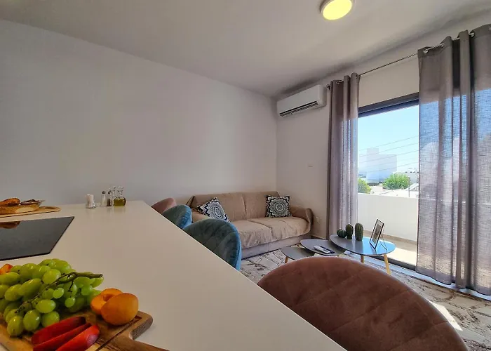 Taheli In Tourist Area *